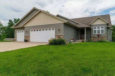 224 Century Ln, Silver Lake, MN 55381