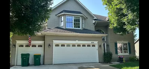 830 Lake Susan Hills Dr, Chanhassen, MN 55317