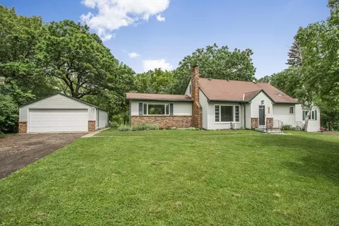 1219 Oakcrest Ave, Roseville, MN 55113