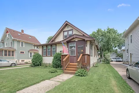 147 Baker St W, Saint Paul, MN 55107