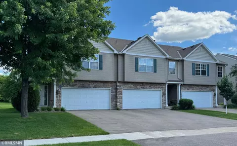 2952 Philipp Ave, Shakopee, MN 55379