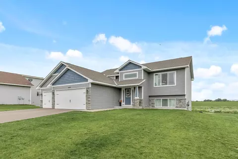 4143 87th St NE, Monticello, MN 55362