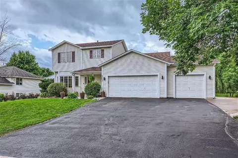 207 2nd St NW, Saint Michael, MN 55376