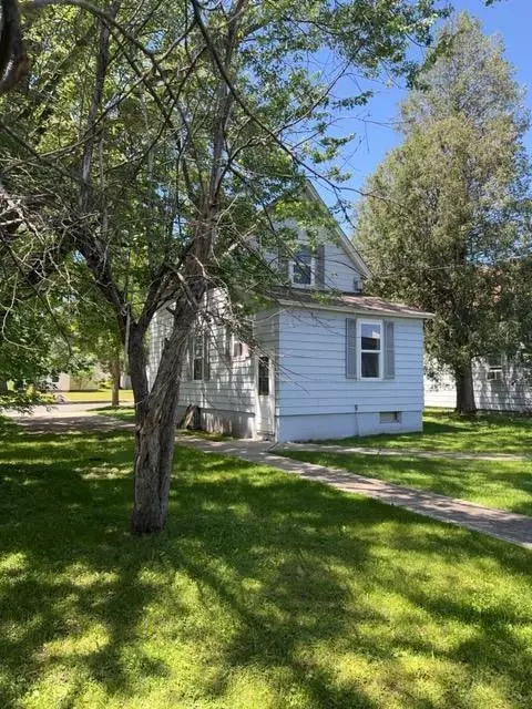 3732 3rd Ave W, Hibbing, MN 55746
