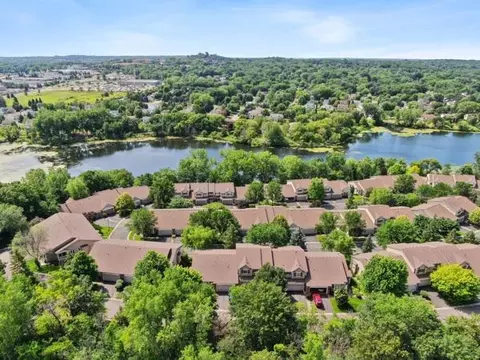 1547 Summit Shores Vis, Burnsville, MN 55306