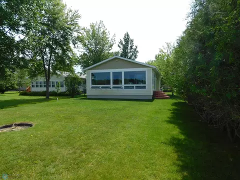 14652 Tradewinds Rd, Audubon, MN 56511