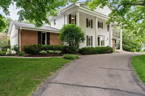 6810 Harold Ave, Golden Valley, MN 55427