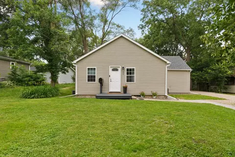 808 Spring St S, Northfield, MN 55057
