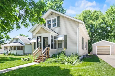 922 S Elm Ave, Owatonna, MN 55060