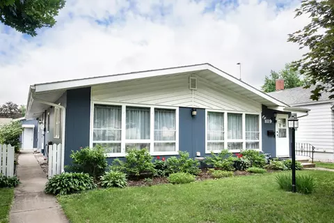 819 W Howard St, Winona, MN 55987
