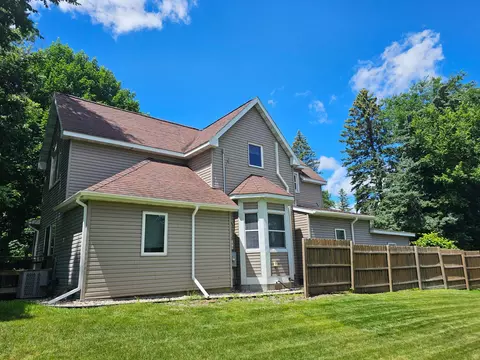 840 2nd Ave SW, Hutchinson, MN 55350