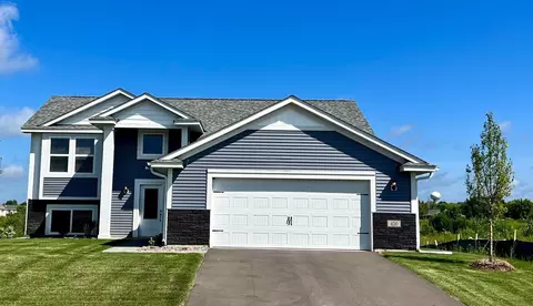 450 Valley Dr W, Annandale, MN 55302