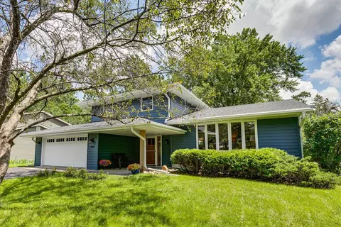 1890 Merrill St, Roseville, MN 55113
