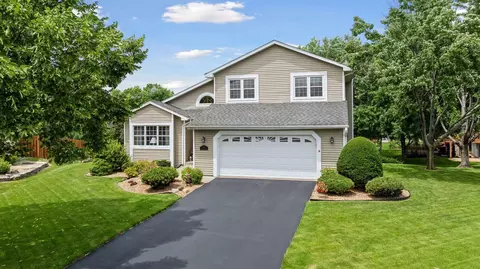 1822 Colby Lake Ct, Woodbury, MN 55125