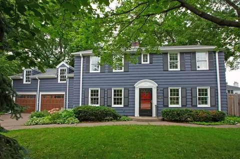 1780 Snelling Ave N, Falcon Heights, MN 55113