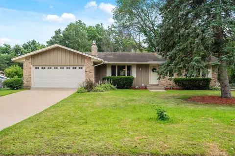 10384 Partridge St NW, Coon Rapids, MN 55433