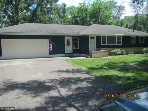 11404 Winnetka Ave N, Champlin, MN 55316