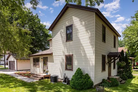 201 Young St N, Prescott, WI 54021