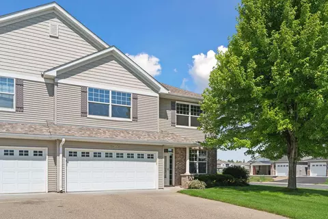 2500 Country View Dr, Northfield, MN 55057