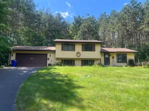 833 W Riverview Ln, Star Prairie, WI 54025