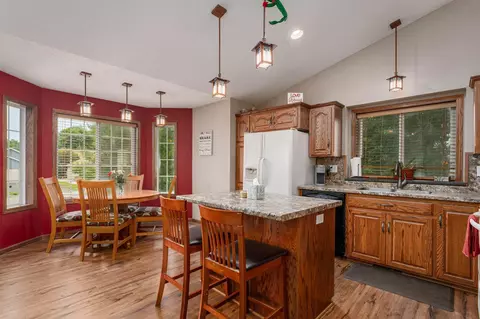 2802 Edward Dr, Saint Cloud, MN 56301 photo 5