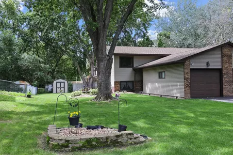 872 126th Ave NE, Blaine, MN 55434