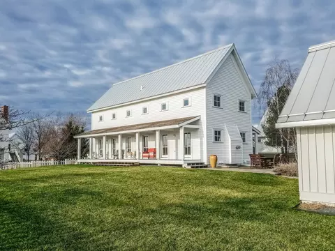 101 Blue Heron Ln, Marine On Saint Croix, MN 55047