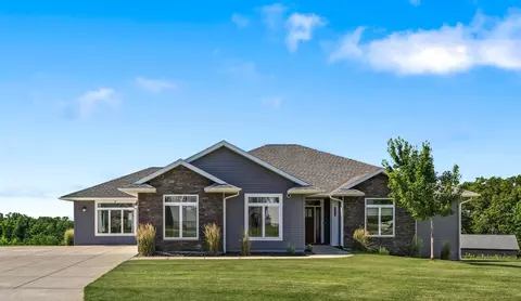 4019 High View Dr, Eau Claire, WI 54703