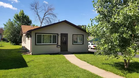 1636 3rd St E, Saint Paul, MN 55106