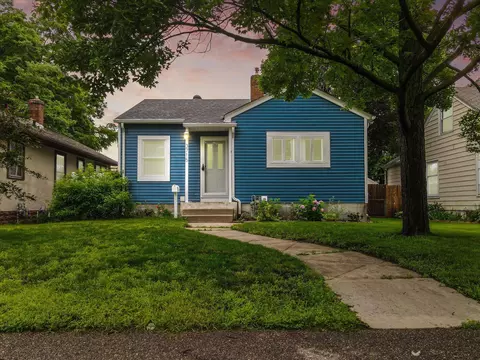 3715 Noble Ave N, Robbinsdale, MN 55422
