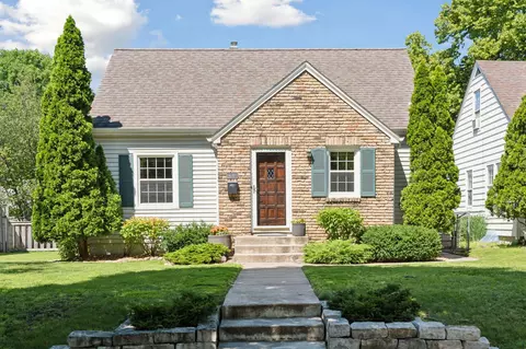4147 Abbott Ave N, Robbinsdale, MN 55422