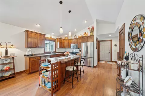 2326 Rangeview Ln, River Falls, WI 54022 photo 9
