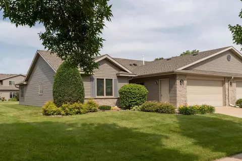 621 Southern Woods Cir SW, Rochester, MN 55902