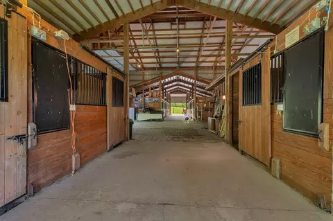Entry Way - 13865 Hollyhock Rd, Cold Spring, MN 56320 photo 3 of 6
