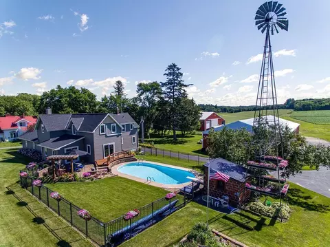 n7924 Us 63, Spring Valley, WI 54767