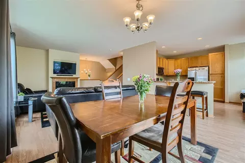 11892 Emery Village Dr N #2910, Champlin, MN 55316
