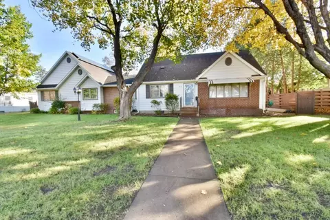 1412 8th Ave SE, Saint Cloud, MN 56304 photo 2