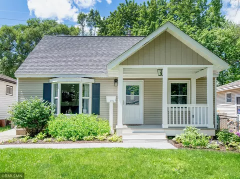 2752 Blackstone Ave, Saint Louis Park, MN 55416