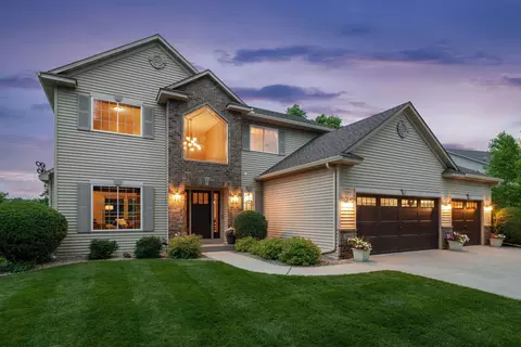 2016 Silver St, Waconia, MN 55387