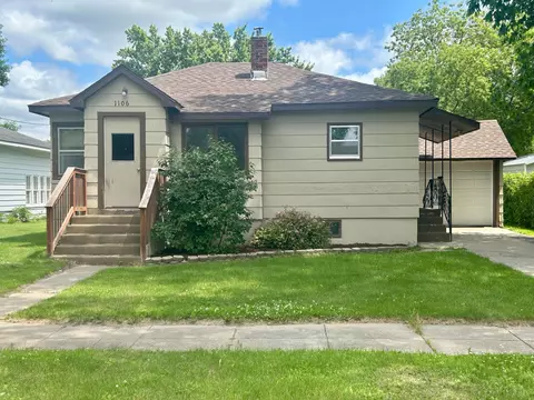 1106 1st St SW, Wadena, MN 56482