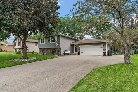 20700 Italy Ave, Lakeville, MN 55044