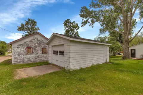 515 3rd St SE, Wadena, MN 56482 photo 4
