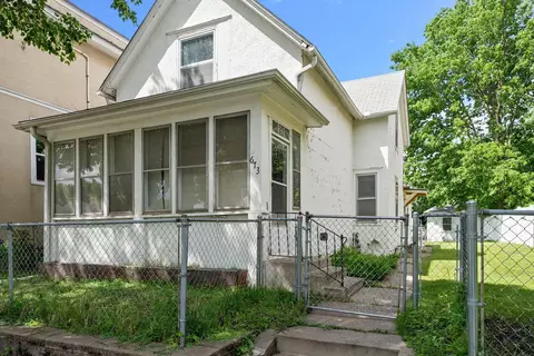 673 Thomas Ave, Saint Paul, MN 55104