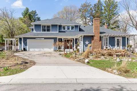 4185 Forest Ct, White Bear Township, MN 55110