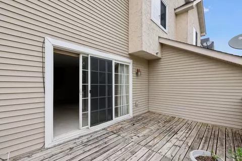 374 Brickyard Dr, Chaska, MN 55318 photo 34