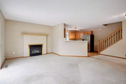 374 Brickyard Dr, Chaska, MN 55318 photo 8