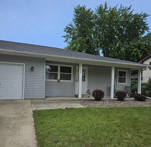 1405 Swanhill Dr, Albert Lea, MN 56007