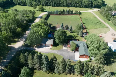 23829 Canterbury Ln, Fergus Falls, MN 56537
