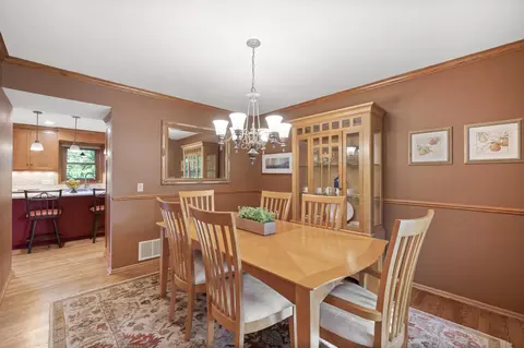 6130 Chestnut Ter, Shorewood, MN 55331 photo 17