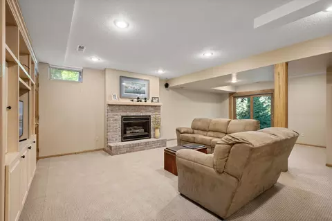 6130 Chestnut Ter, Shorewood, MN 55331 photo 32